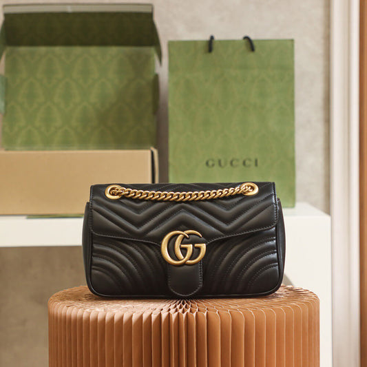 Gucci GG Marmont Small Matelassé Shoulder Bag