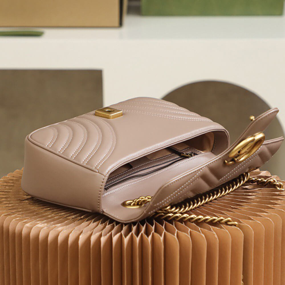 Gucci GG Marmont Small Matelassé Shoulder Bag